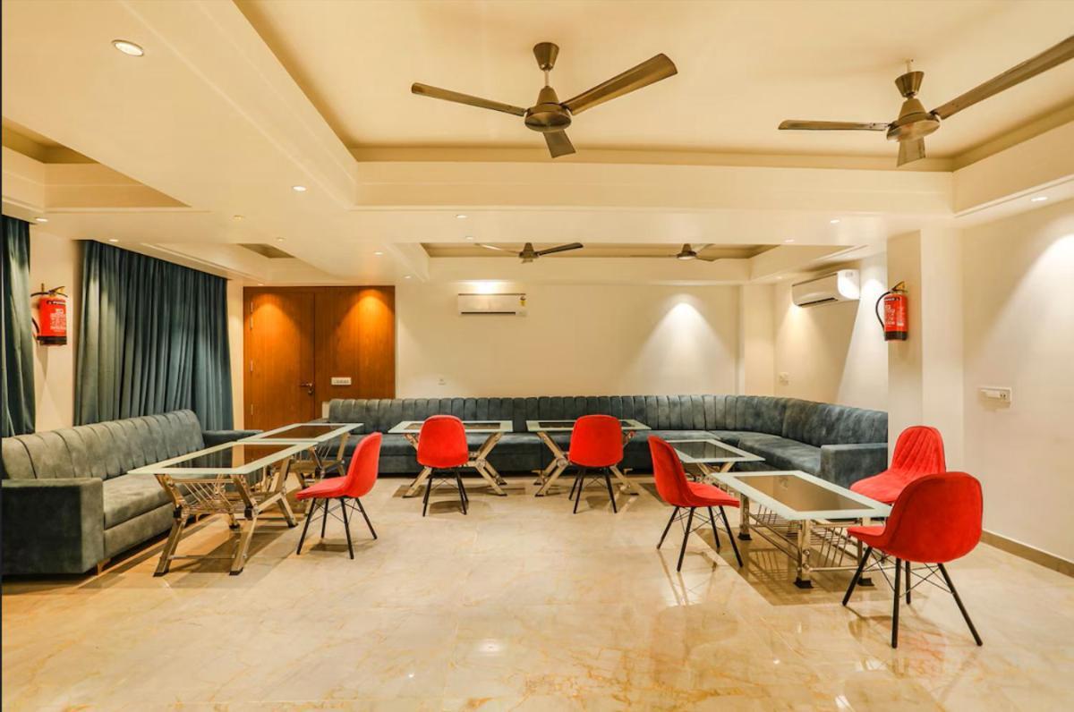 Hotel Swarn Bhoomi Kanpur Buitenkant foto